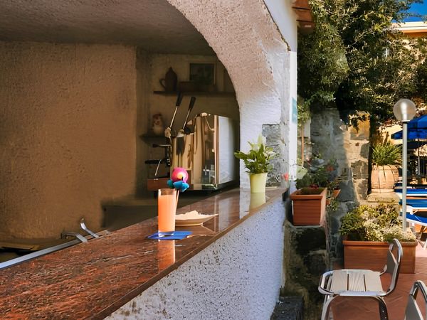 Hotel Cleopatra — Ischia Porto, Ischia