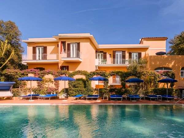 Hotel Cleopatra — Ischia Porto, Ischia