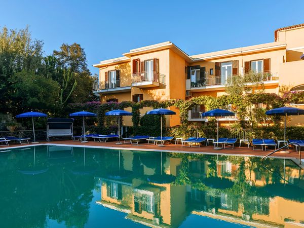 Hotel Cleopatra — Ischia Porto, Ischia