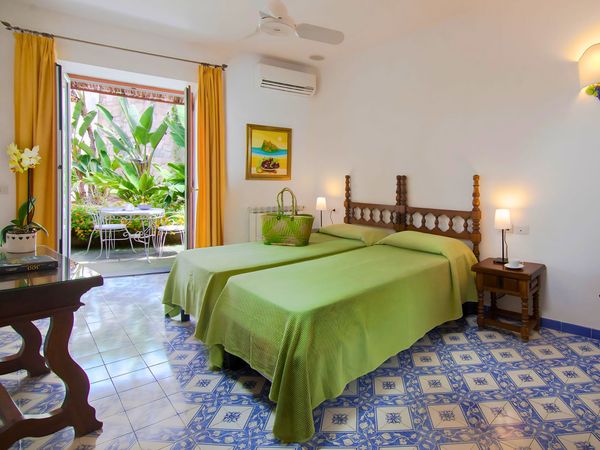 Hotel De Charme e Giardini Pensili Semiramis — Forio d'Ischia, Ischia