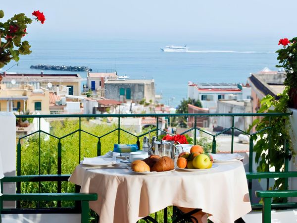 Hotel La Villa Rosa — Ischia Porto, Ischia