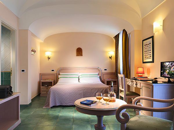 Hotel Royal Terme — Ischia Porto, Ischia