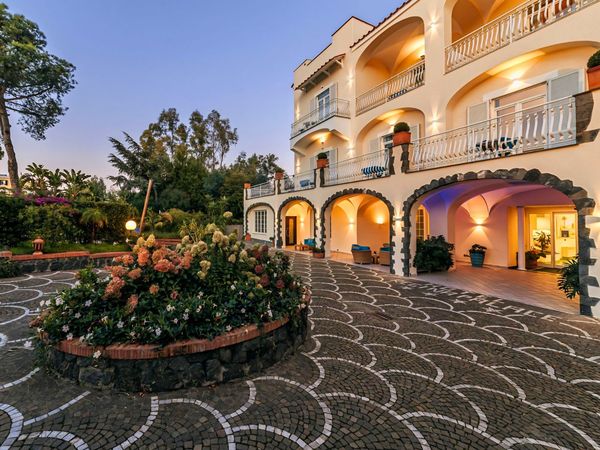 Hotel Terme Regina Palace — Ischia Porto, Ischia