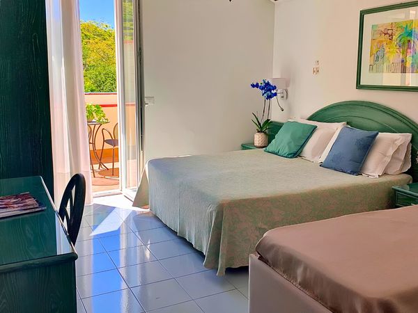 Villa Flavio Thermal Resort — Casamicciola Terme, Ischia