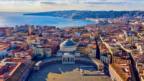 Napoli Walking Tour — escursione a Ischia